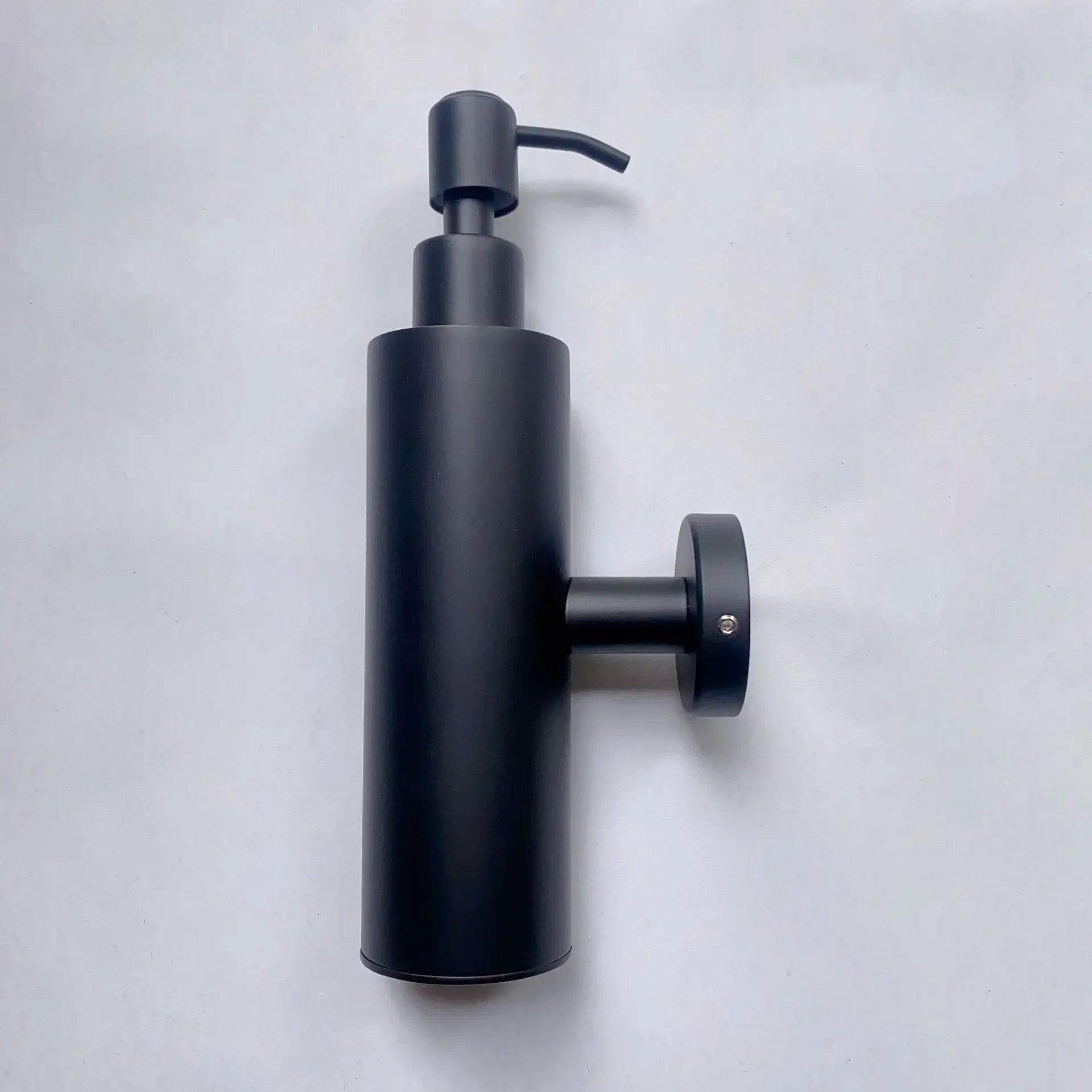 Distributeur de savon mural pour salle de bain moderne - Focett