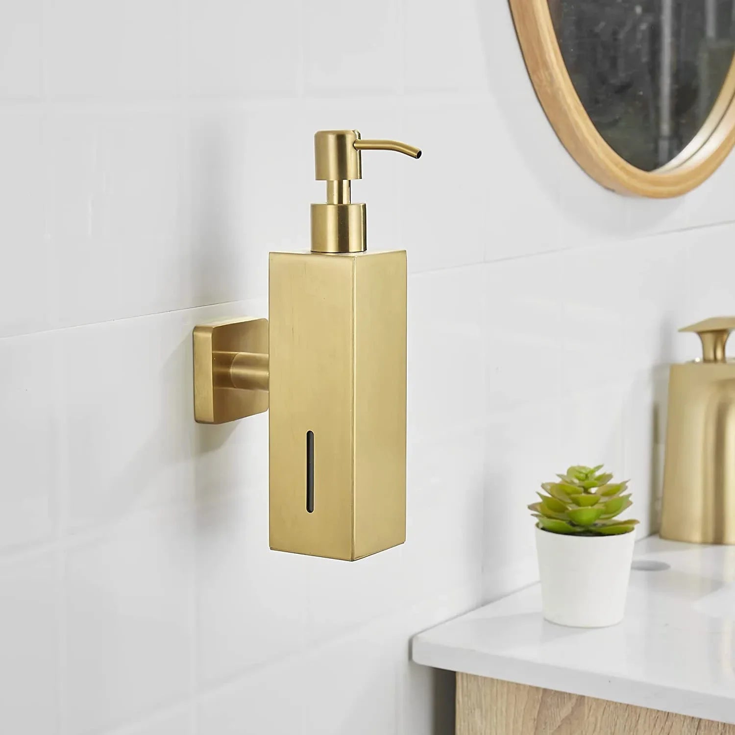 Distributeur de savon mural pour salle de bain moderne - Focett