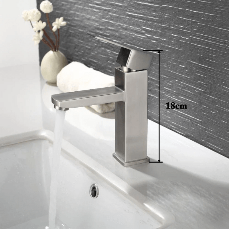 Mitigeur de lavabo en nickel brossé – design épuré, poignée unique et finition mate brossée - Focett