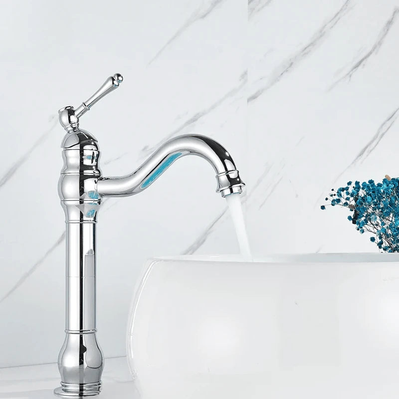 Robinet Ancien Mural