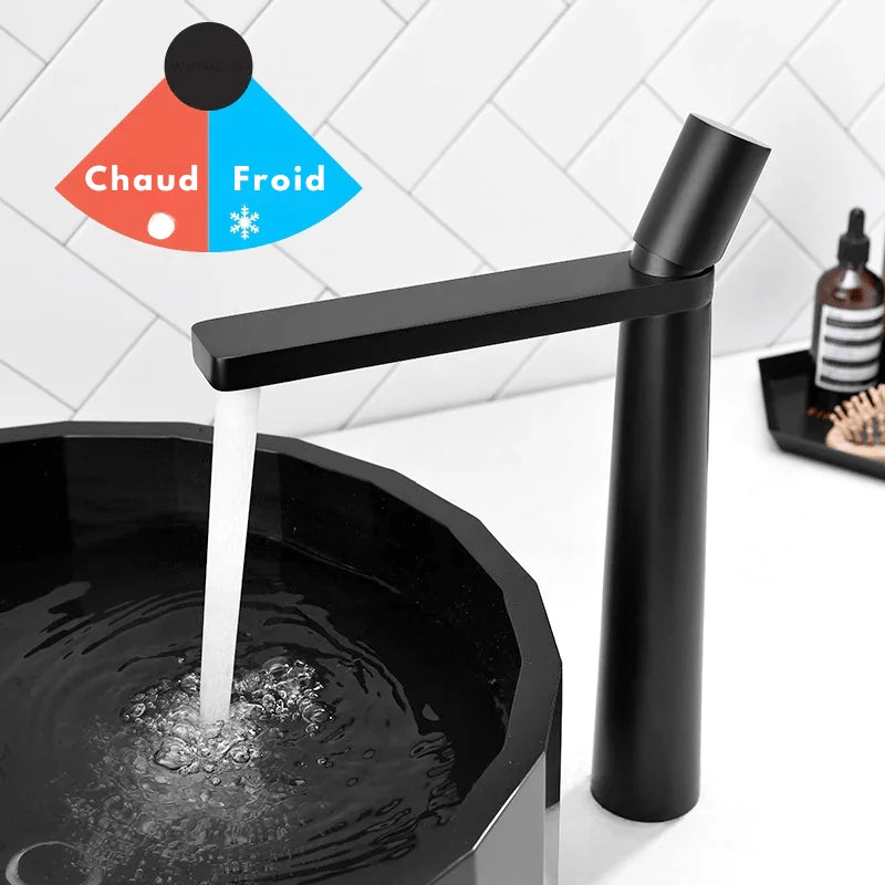 Mitigeur salle de bain noir contemporain – mitigeur compact avec poignée ergonomique et jet doux - Focett