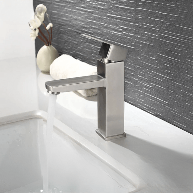 Mitigeur de lavabo en nickel brossé – design épuré, poignée unique et finition mate brossée - Focett