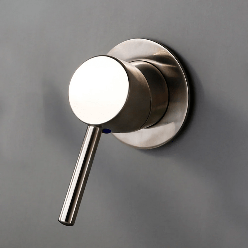 Mitigeur mural encastrable gris acier ixodyable pour bain – design minimaliste avec bec arrondi et poignée unique - Focett